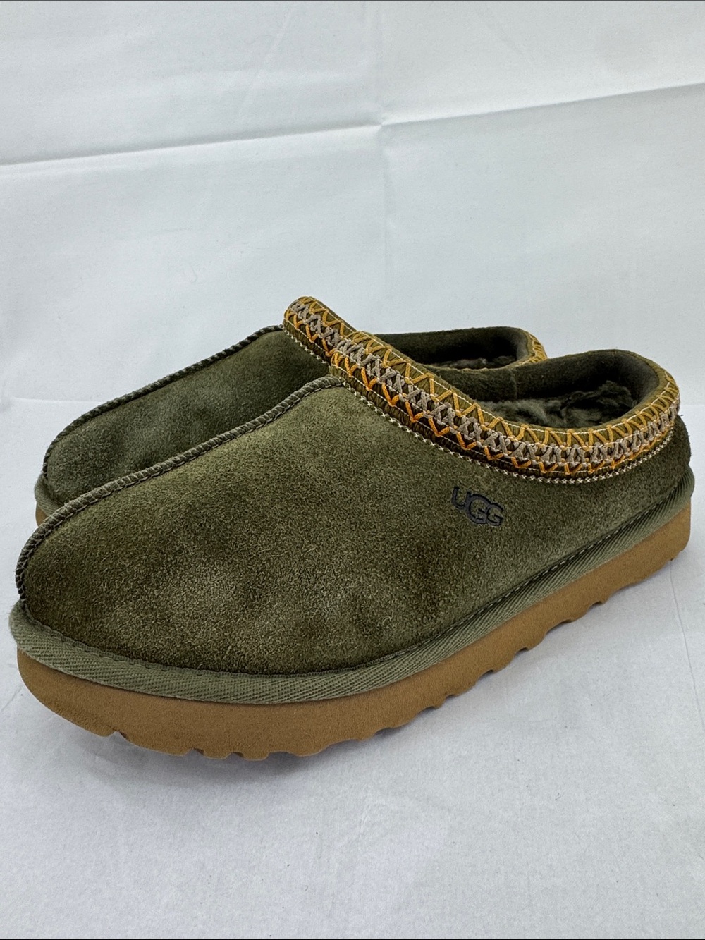 UGG Womens Tasman Suede Slippers in Forest Olive Green, sz 6